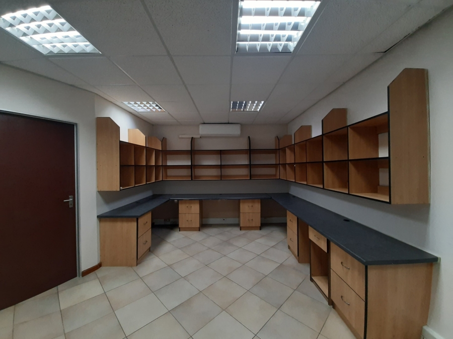 To Let commercial Property for Rent in Gonubie Eastern Cape